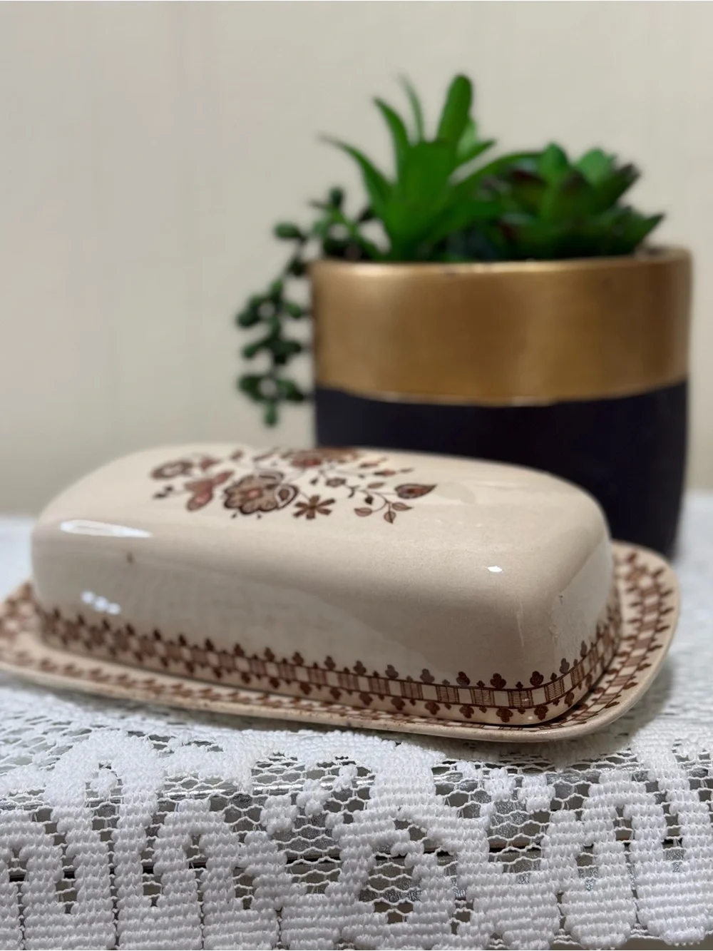 Jamestown Johnson Bros Old Granite Staffordshire Ironstone Butter Dish England